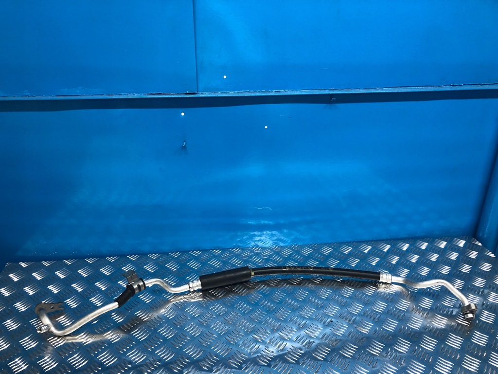 фото №1, Subaru levorg 1,6 wąż шланг кондиционера