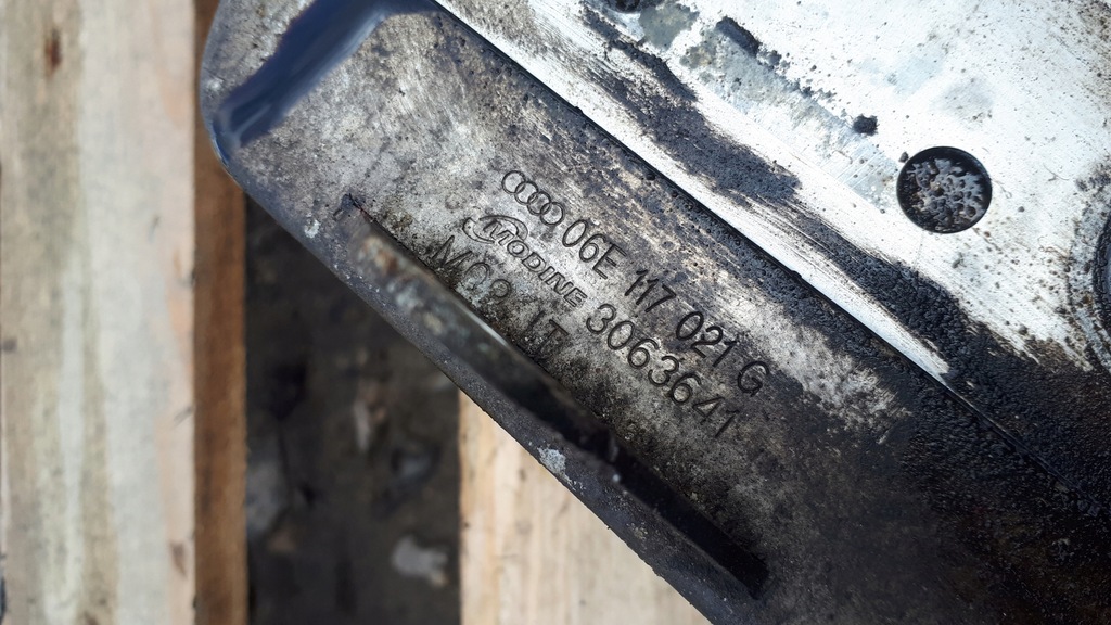 фото №11, S4 b8 радиатор радиатор масла 3.0 tfsi