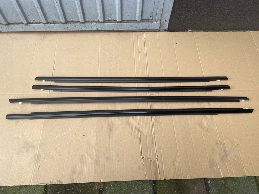 фото №9, Молдинг уплотнитель правых передних дверь volvo s90 ii 31848055 2.0l