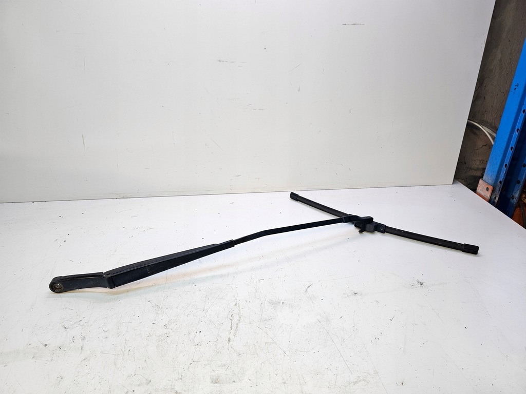 фото №1, Рычаг дворники правое audi a3 8p 8p1955410d