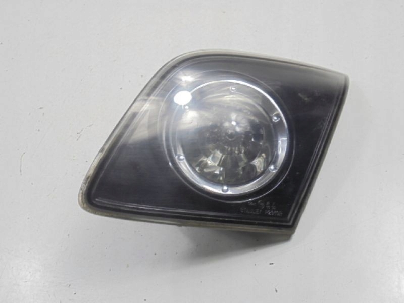 фото №8, Mazda 3 i bk лампа задняя правая с крышки 5d p2913r