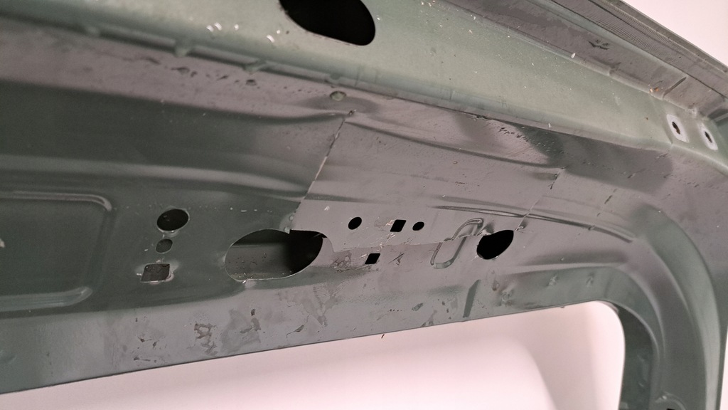 фото №15, Крышка багажника задняя dacia duster ii lift 22-