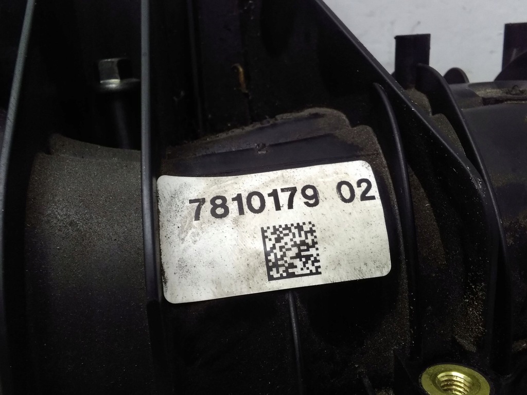 фото №5, Bmw 1 e81 e87 2011 коллектор всасывающий