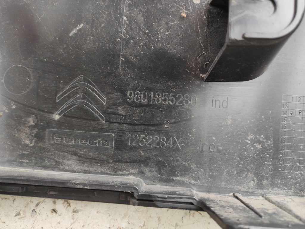 фото №4, Молдинг накладка кришки задня citroen c4 cactus