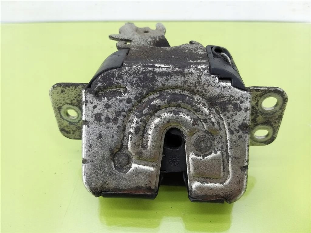 фото №1, Замок крышки задний smart forfour i 2004-2006 mr959189