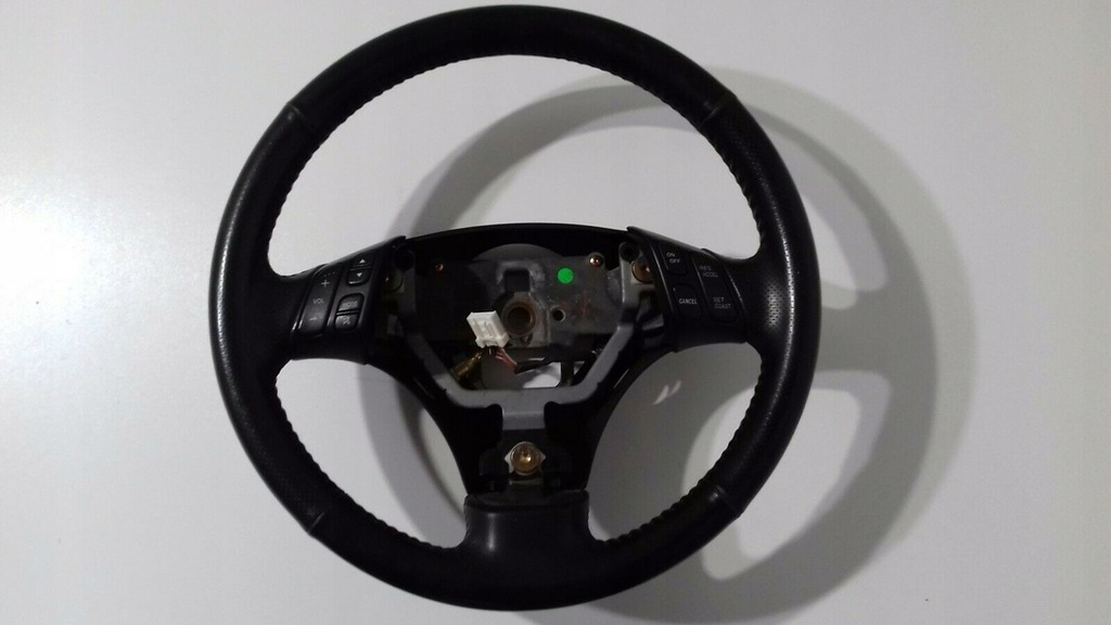 фото №1, Mazda 6 воздуховод кожаный 2003- gj6r