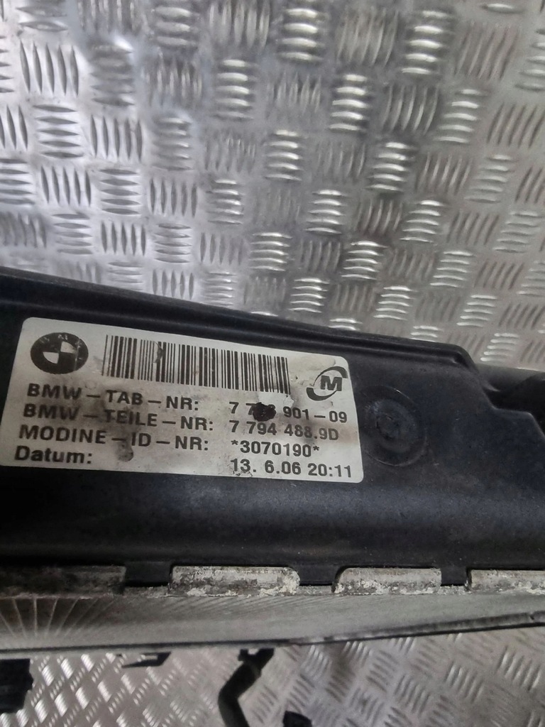 фото №8, Bmw 3 e90 e91 2006 радіатор