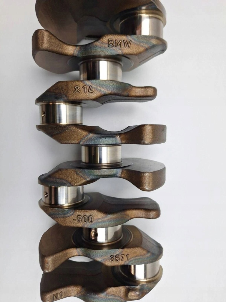 Bmw x2 f39 2018 wał колінчастий Оригінал