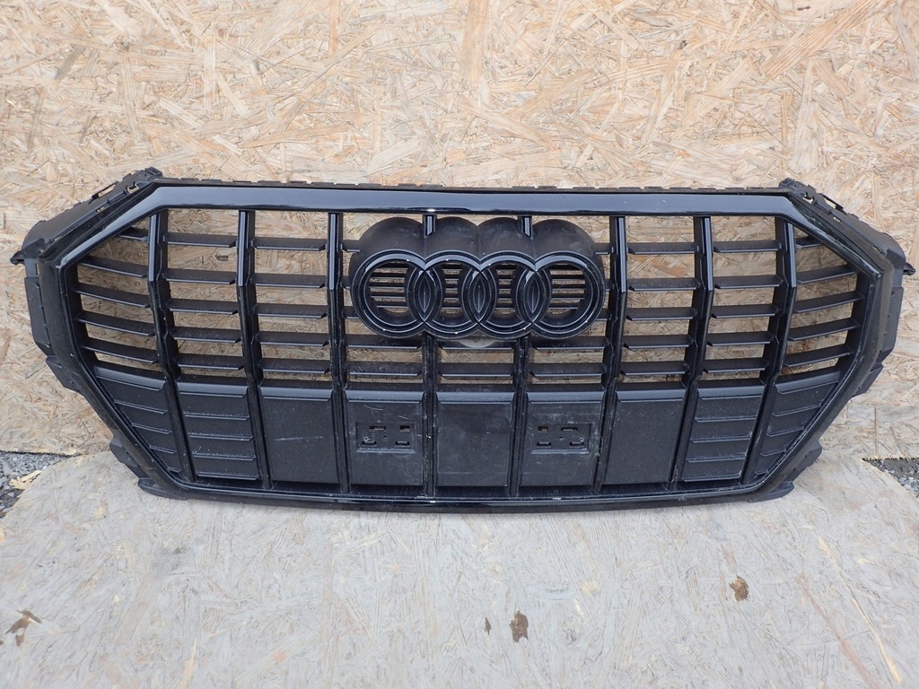 фото №1, Решётка радиатора решётка радиатора решётка радиатора audi q3 ii 83a s line 2018- 83a853651f