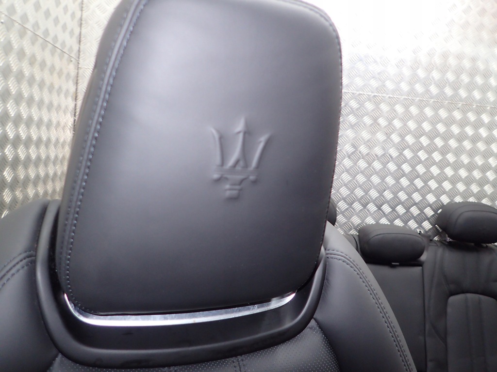 фото №13, Maserati levante сидіння оббивка шкіра обшивки тунель підігрів вентильовані n16