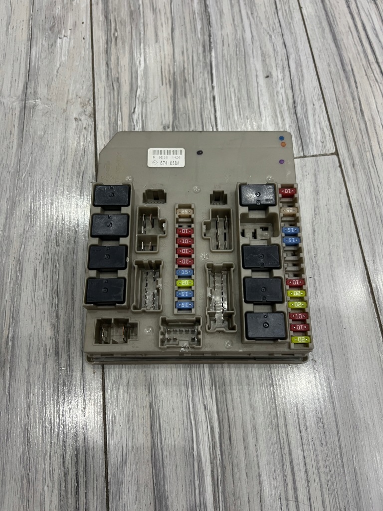 фото №1, Модуль uch bsm коробка предохранителей modus 674658a