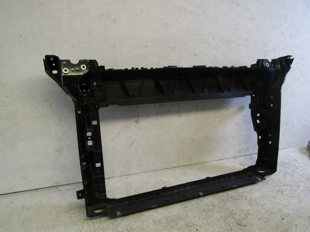 фото №15, Vw polo vi pas передний 17r--