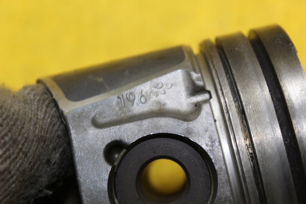 фото №10, Поршень шатун шату́н qxba mondeo mk4 2.0 tdci