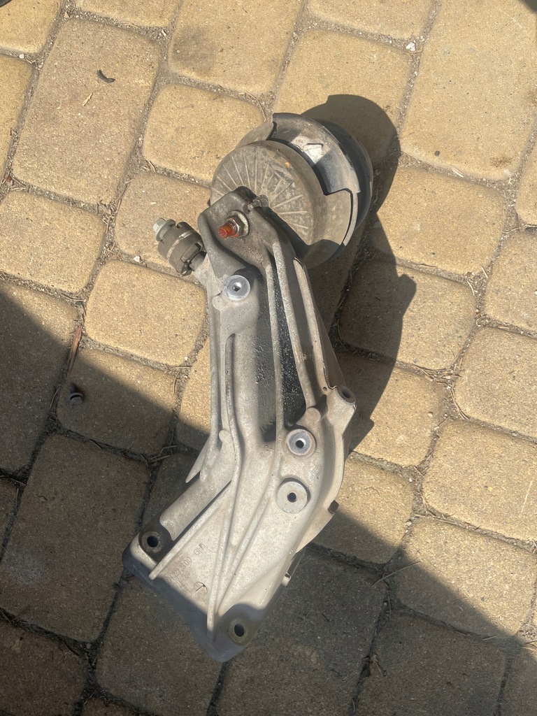 фото №1, Infinity q50 lift кронштейн двигателя 2.0t