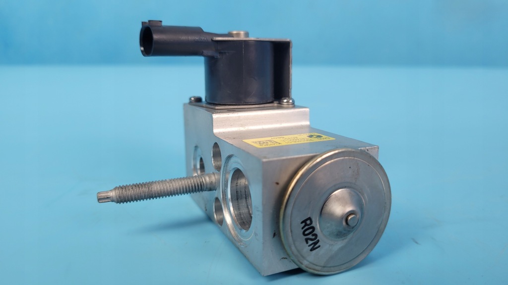 фото №10, Bmw 3' g20 2.0d 320d 21r клапан расширительный кондиционера 7951456