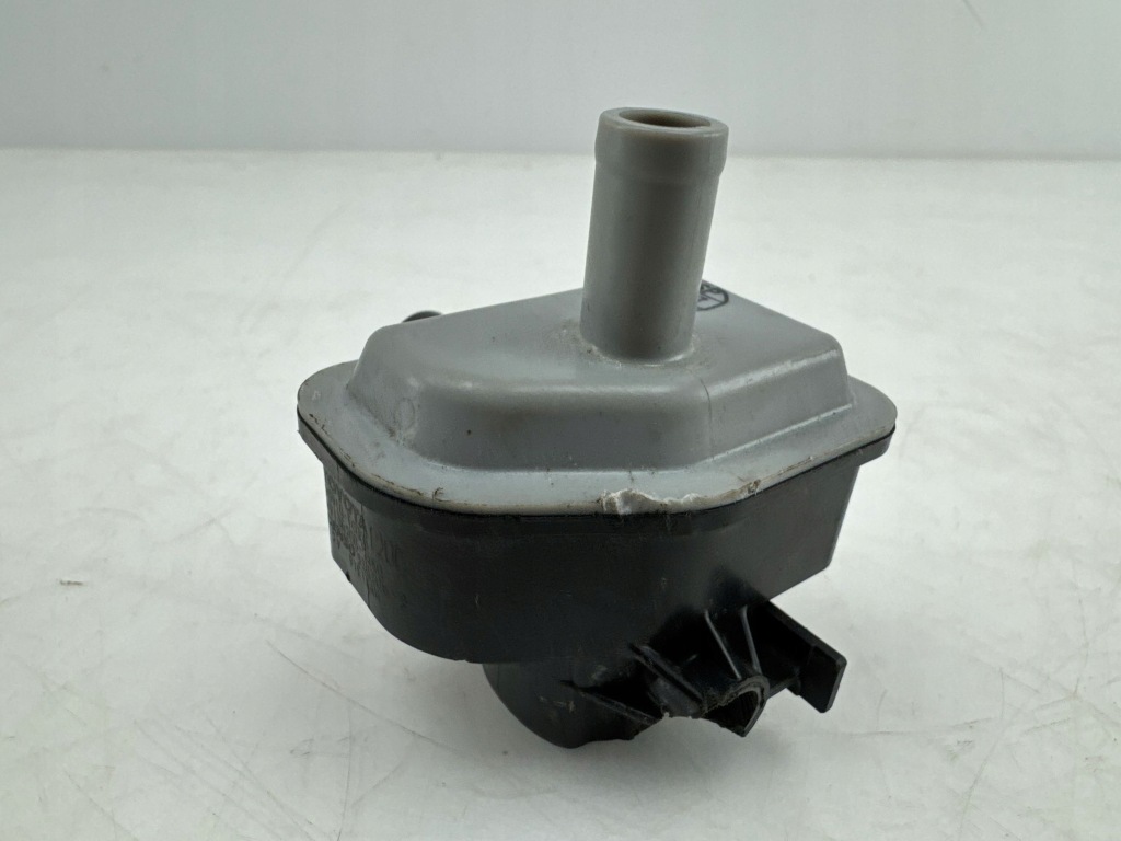 Toyota yaris cross 2023 з передній клапан вакууму / електроклапан турбіни в Україні