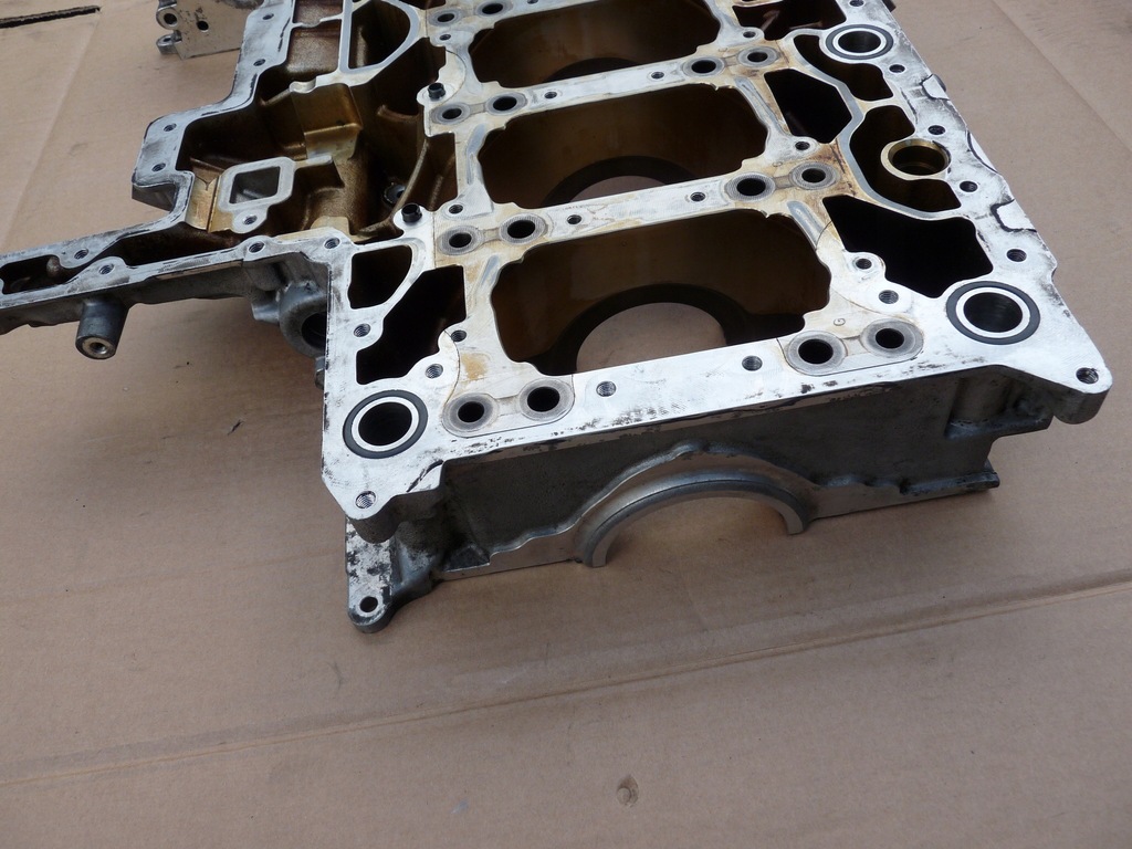 фото №11, Audi a8 s8 a6 s6 5.2 fsi підпора вала 07l103032t bsm bxa