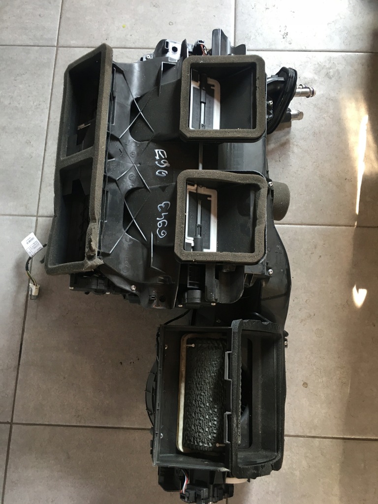 фото №1, Bmw 3 e90 отопитель