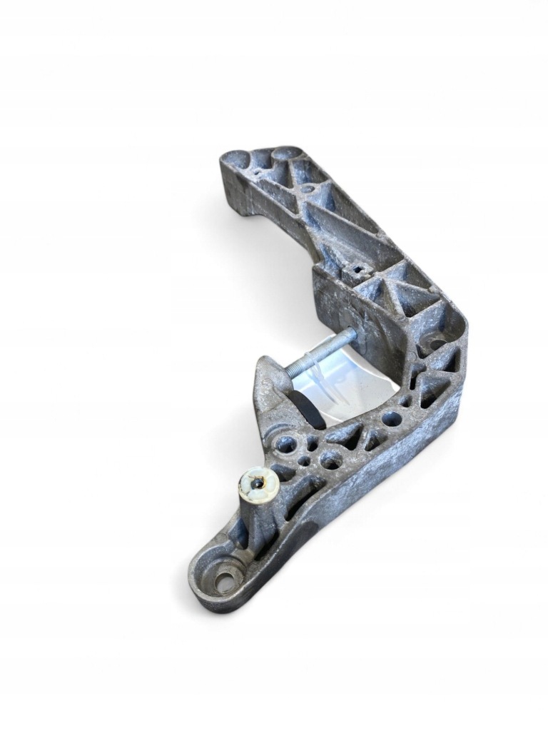 фото №8, Bmw 7 g11 g12 2017 кронштейн / кронштейн коробки передач