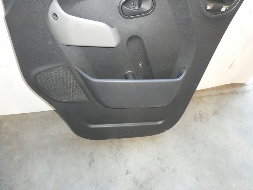 фото №6, Обшивки оббивка праве master iii 8200729417