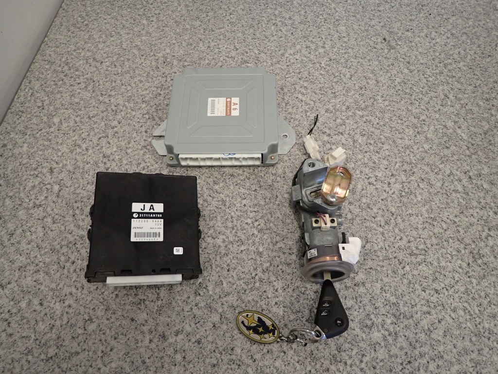 фото №1, Legacy outback 03- iv бортовой компьютер замок зажигания набор