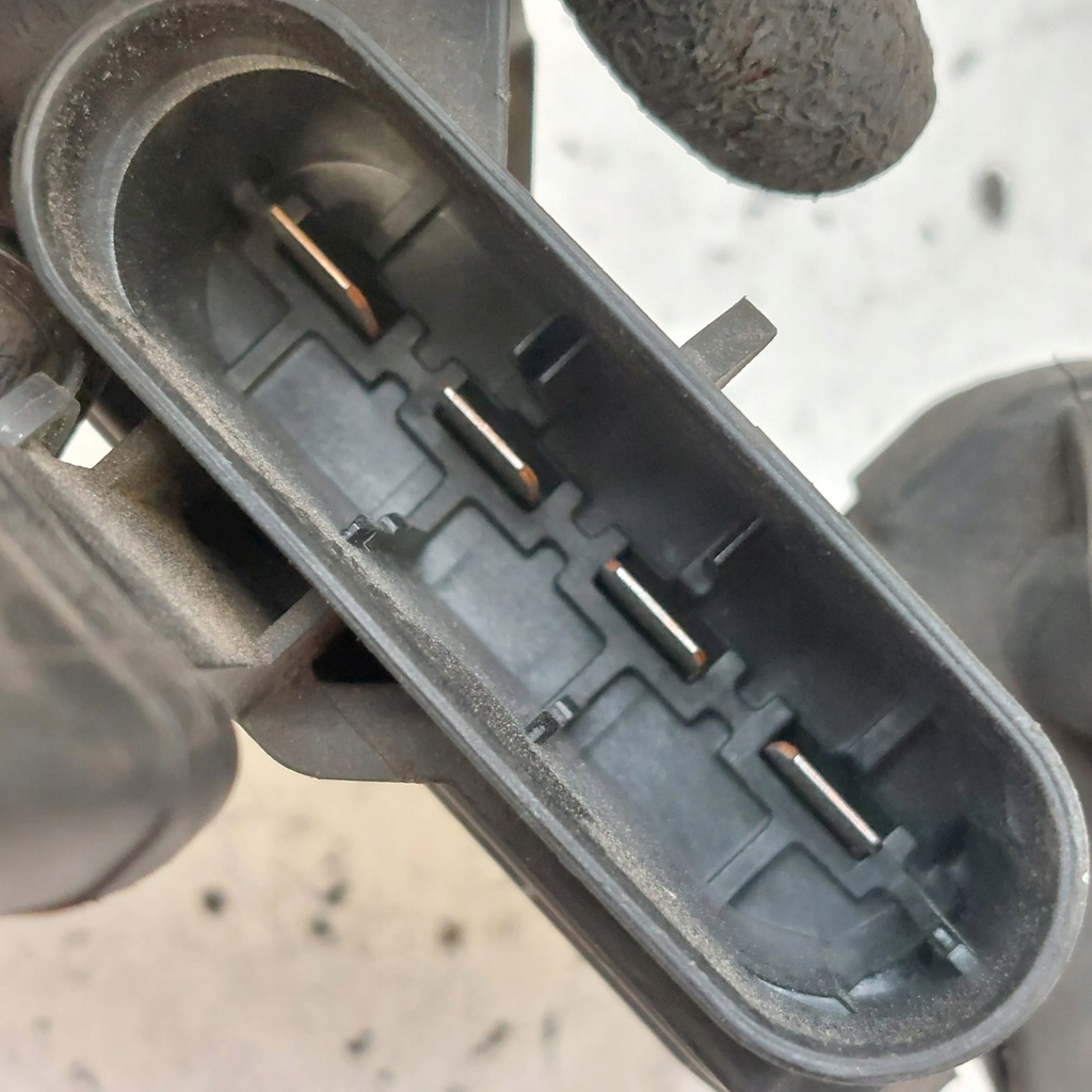 фото №14, Bmw 7 e65 соединитель питания 6113-8387568