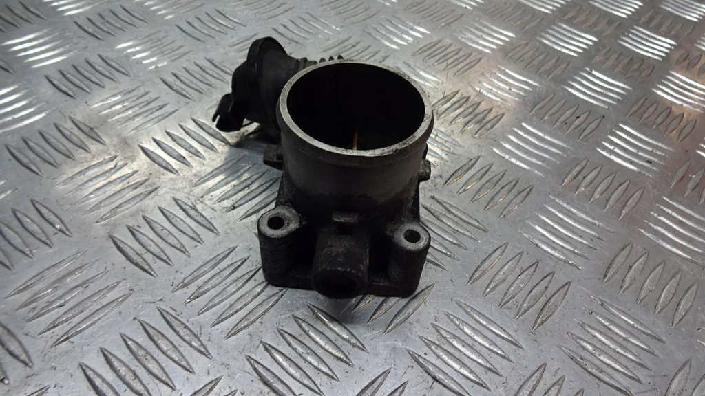 фото №7, Дроссельная заслонка hyundai i30 i 1.6 crdi 35100-2xxxx