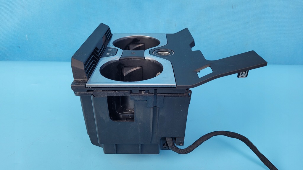 фото №5, Bmw x6 iii g06 21r подстаканник кронштейн термический na напитки 6827173