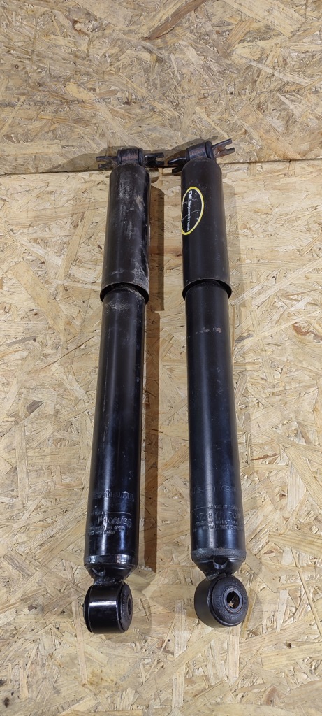 фото №1, Jeep wrangler jk амортизатори задня oespectrum ідеальний стан