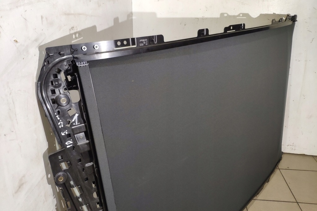 фото №8, Штора люк vw id.5 e39 11e877042b electric 150kw 2023