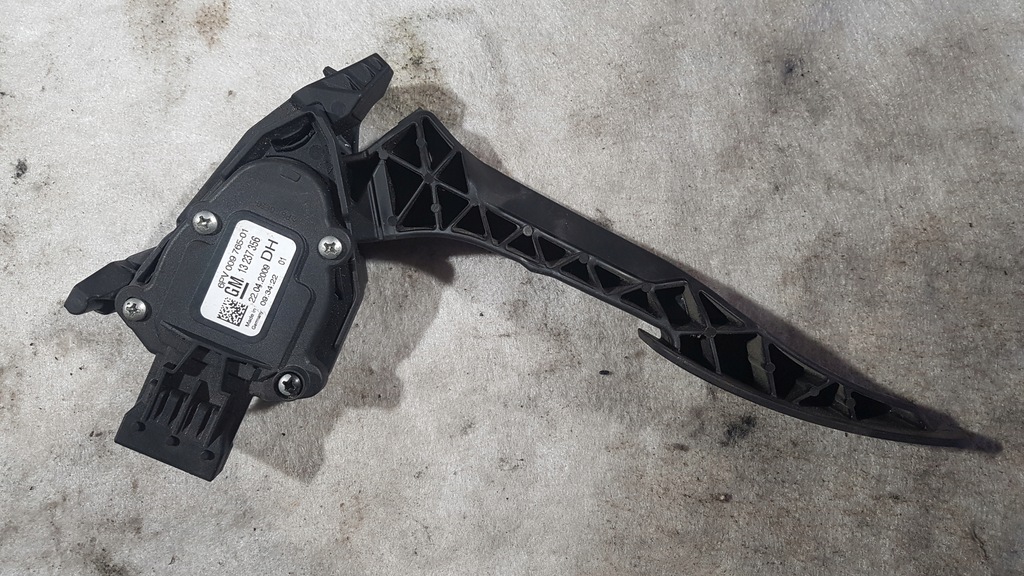 фото №1, Opel insignia a 13237356 педаль газа потенциометр