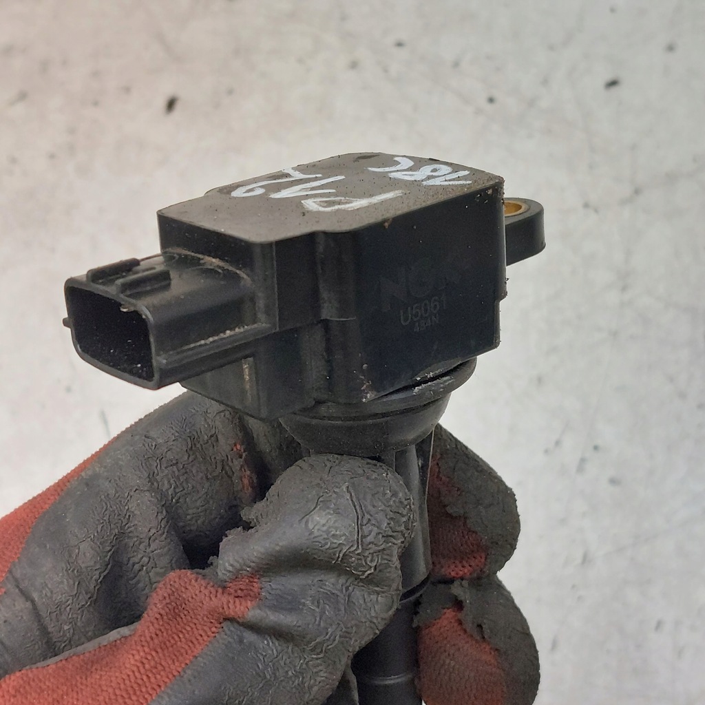 фото №11, Nissan primera p12 катушка зажигания ngk u5061 40102080
