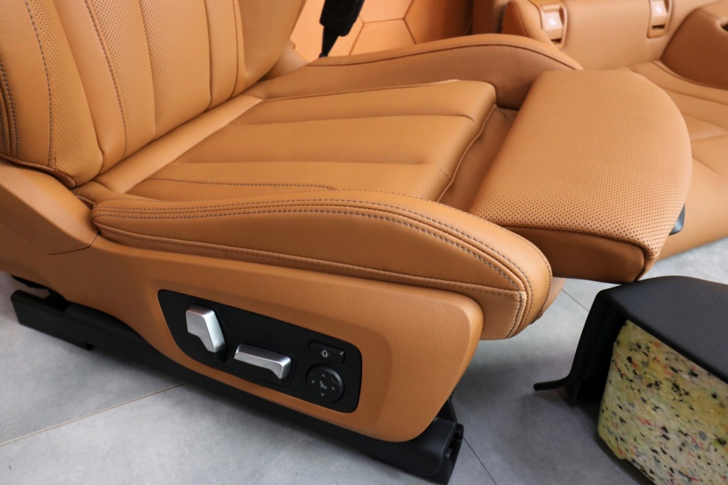 Bmw 8' g15 салон сидіння вентиляція пам'ять cognac harman kardon 23 km !!! Зі Шроту