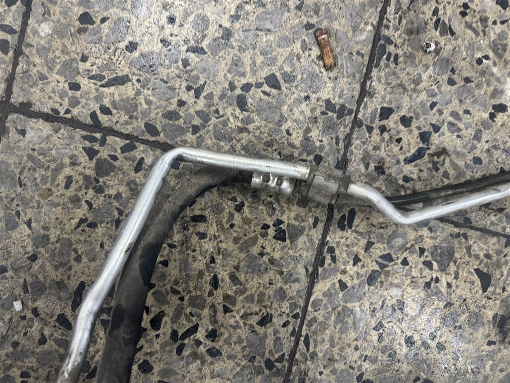 фото №6, Шланги трубки провода усилителя герметичные renault master 4 iv