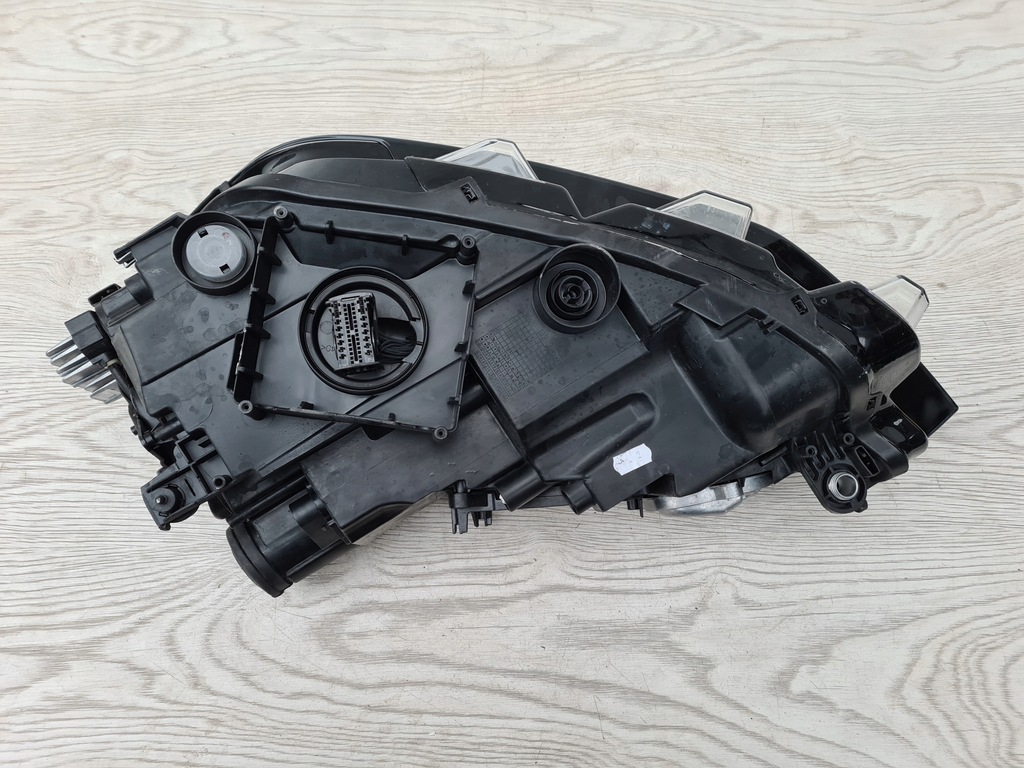 фото №6, Лампа права full led vw golf sportsvan 517941036c