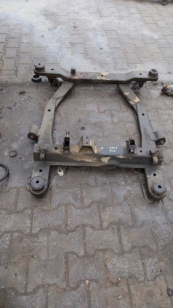 фото №1, Підрамник kia carnival 2.9td 02r