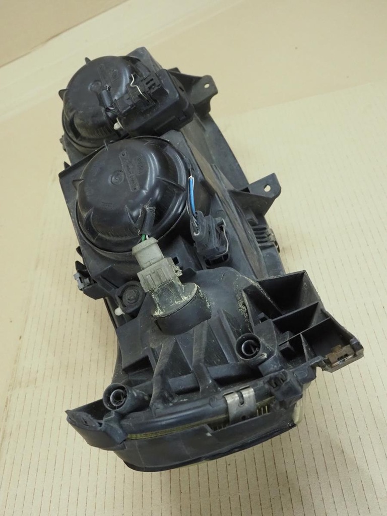 фото №13, Лампа левый перед europa v70 ii xc70 ii 8620686 europa