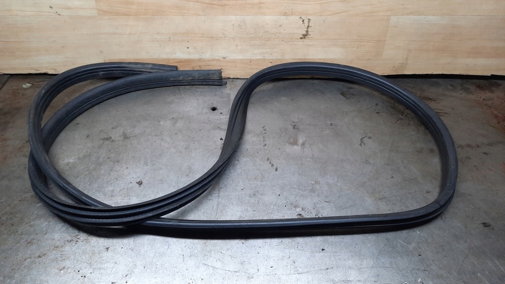 фото №1, Прокладка двері правий задня renault modus i 04r