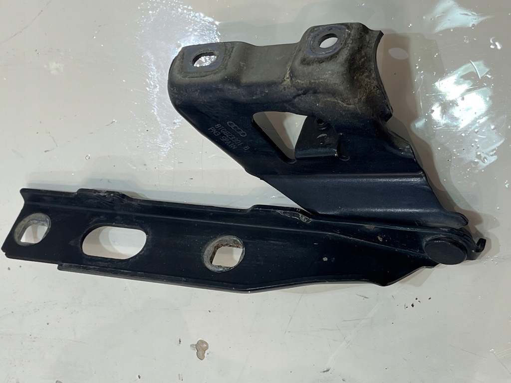 фото №1, Петля капот лівий audi a5 8t 8t0823301b