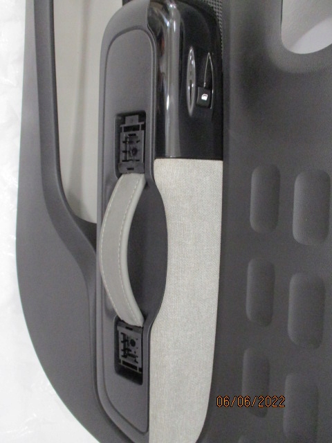 фото №4, C3 iii обшивка двері праве передні панель