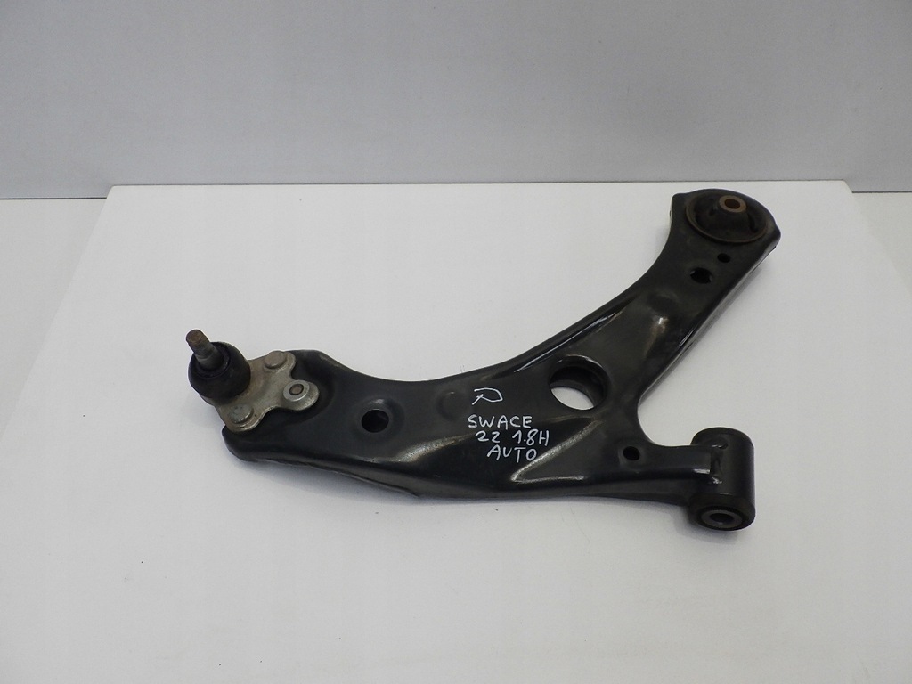 фото №1, Swace toyota corolla e21 2022 рычаг правый перед