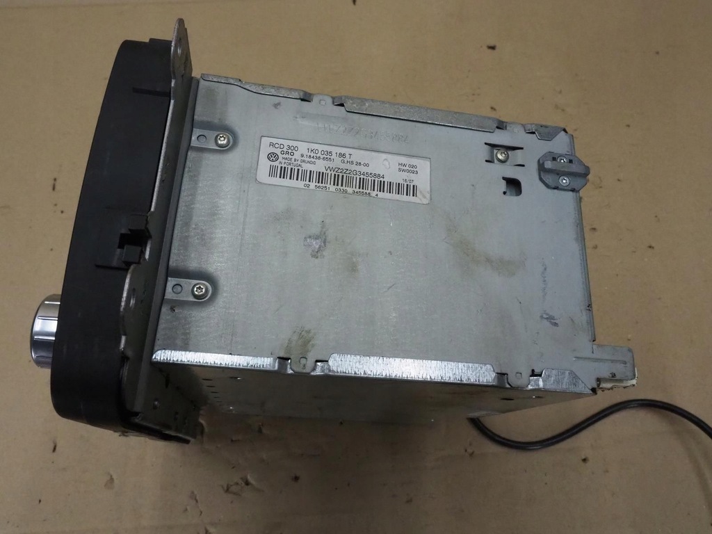 фото №10, Радио заводской 1k0035186t оригинал vw passat b6 caddy iii lift golf v