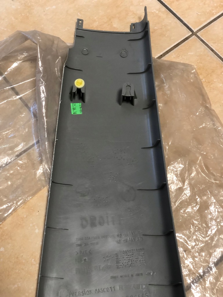 фото №7, Renault master ii 8200127457 обшивка стойка правая