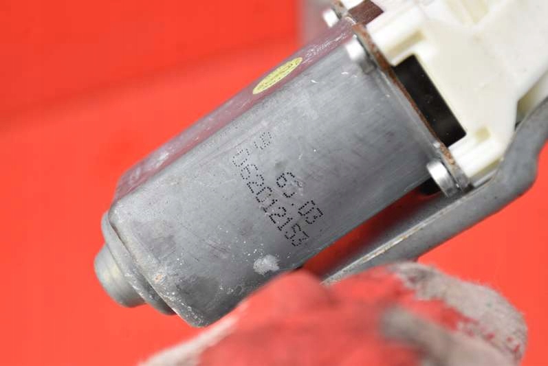 фото №9, Підйомник скло правий задня 05020790aa chrysler pacifica 1 i 07r