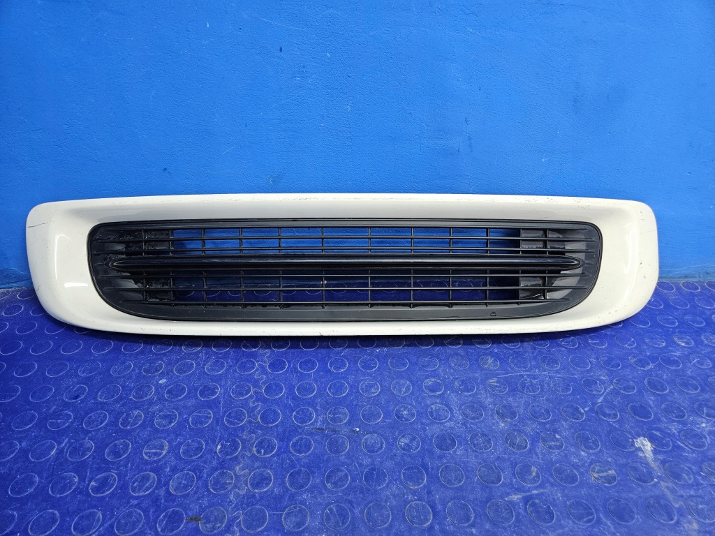 фото №1, Mini r56 решётка w бампер перед заглушка 7250783