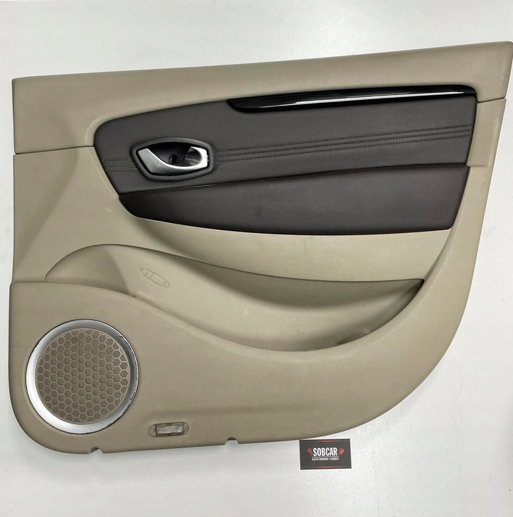 фото №1, Обивка дверь обшивка перед правая 809000462r renault scenic iii 3