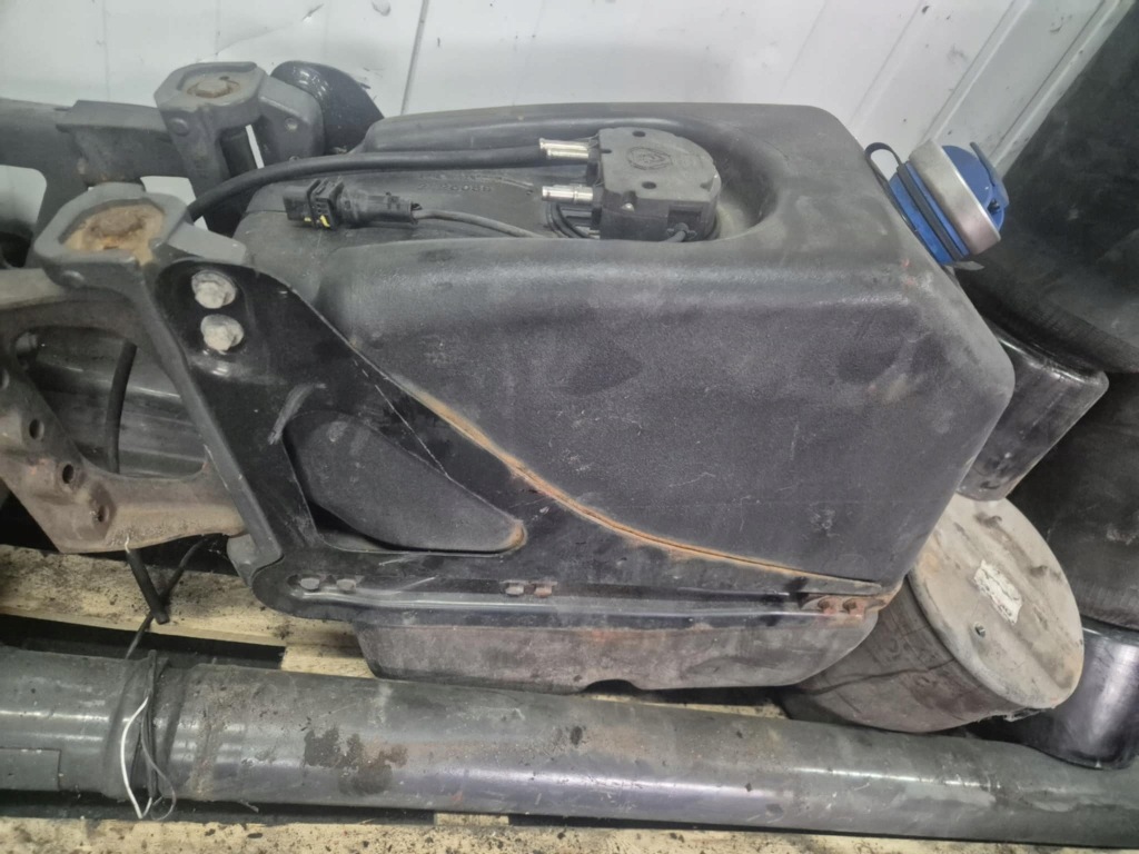 Купить Бак adblue маслоприёмник крышка adblue scania r euro 6 2125089 1830090