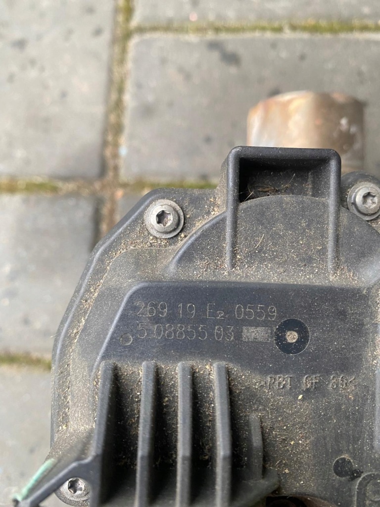 фото №4, Renault master iv 2.3 dci дроссельная заслонка 147b08010r