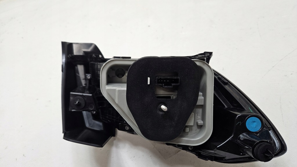 фото №7, Лампа задняя задняя правая peugeot 208 ii 9823216580