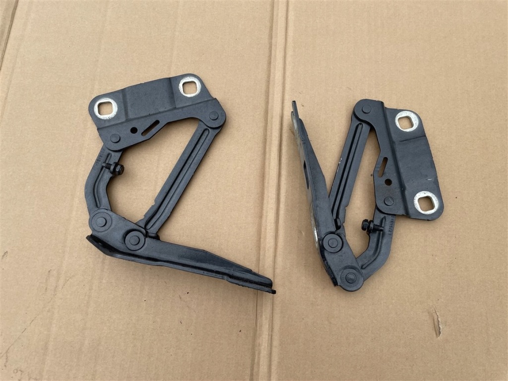 Купить Петли капота левое + правый  mercedes ml w164 рестайлинг  model: 2009-2012r.